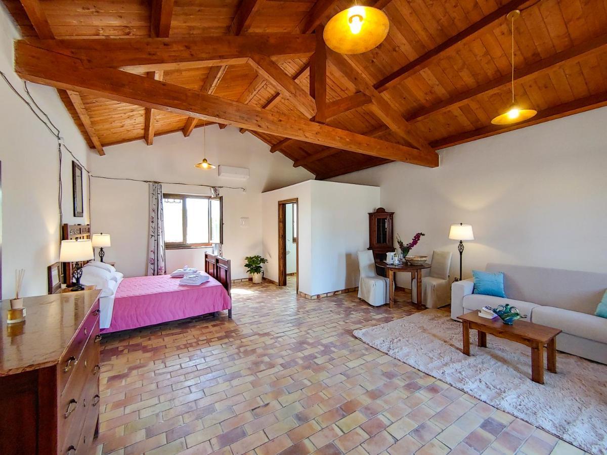 Masseria Crocco Montalbano Ionico Exterior photo